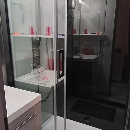 Апартаменты Centre De Luchon, Entre Les Thermes Et Les Remontees Mecaniques *